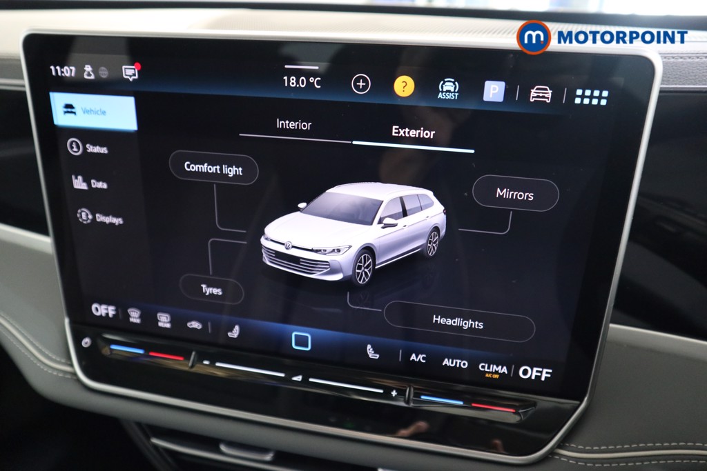 Volkswagen Passat Life Automatic Petrol Plug-In Hybrid Estate - Stock Number (1578395) - 6th supplementary image