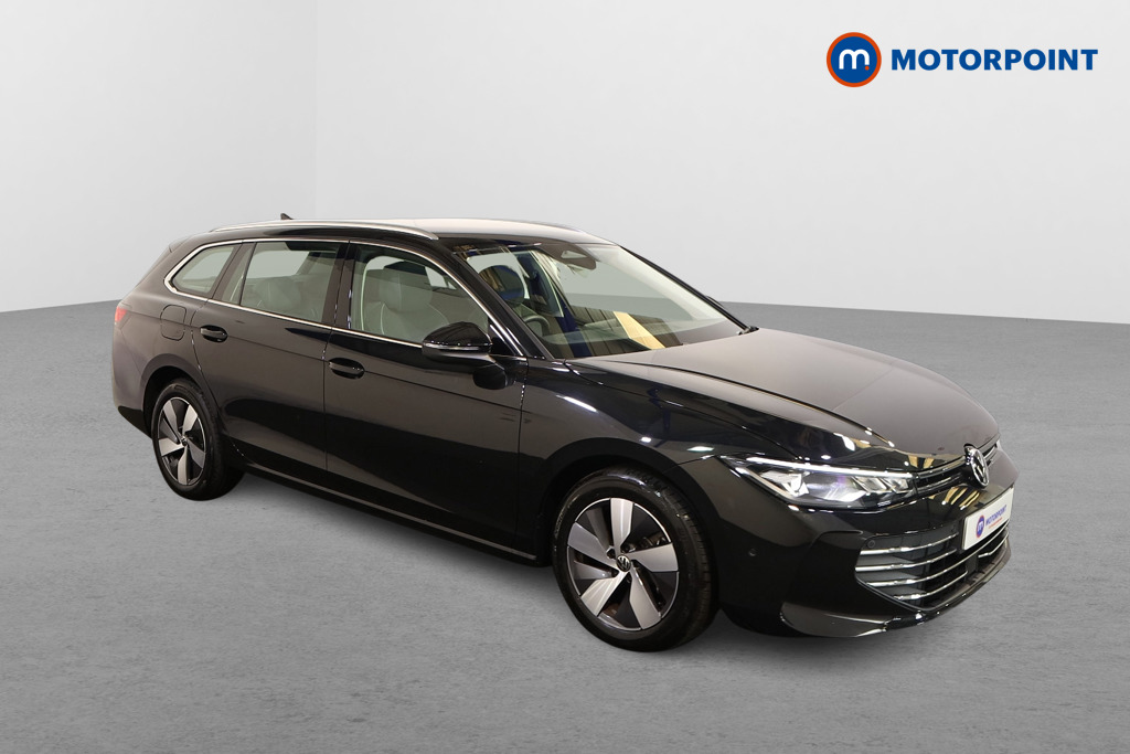 Volkswagen Passat Life Automatic Petrol Plug-In Hybrid Estate - Stock Number (1578395) - Drivers side front corner