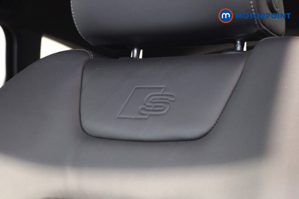 Audi A6 Black Edition Automatic Diesel Estate - Stock Number (1578549) - 13th supplementary image