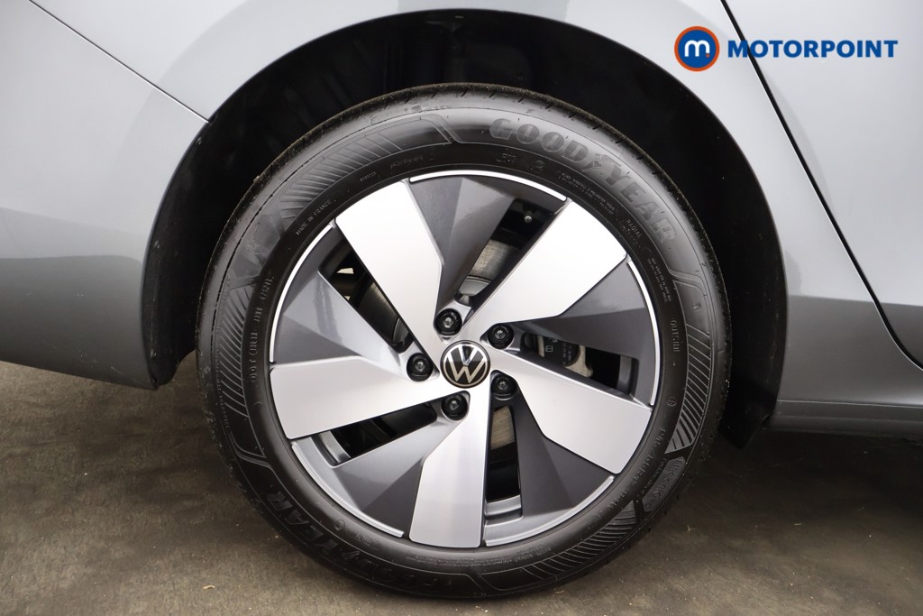 Volkswagen Passat Life Automatic Petrol Plug-In Hybrid Estate - Stock Number (1578941) - 17th supplementary image