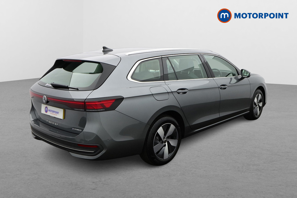 Volkswagen Passat Life Automatic Petrol Plug-In Hybrid Estate - Stock Number (1578941) - Drivers side rear corner