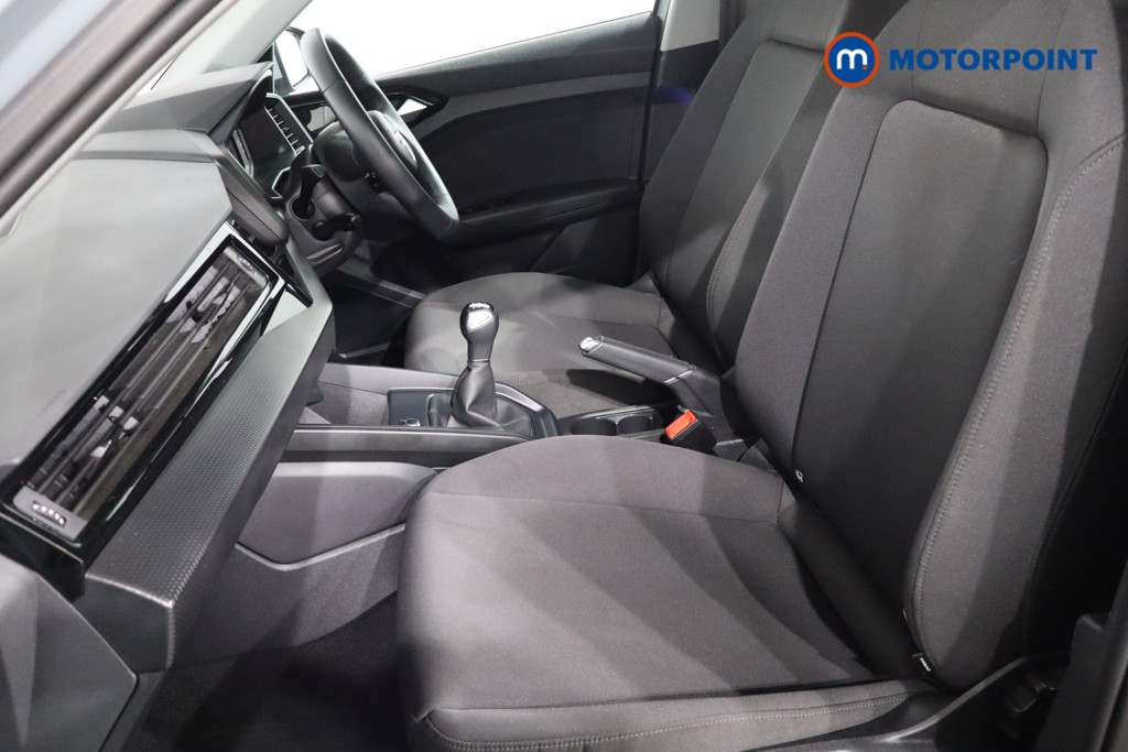 Audi A1 Technik Manual Petrol Hatchback - Stock Number (1579195) - 4th supplementary image