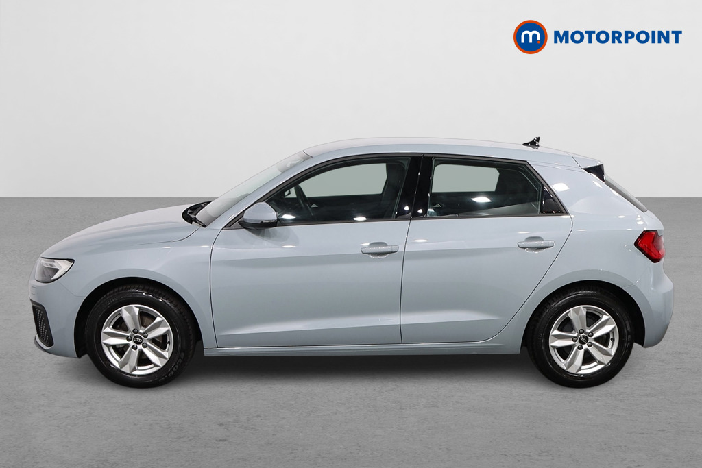 Audi A1 Technik Manual Petrol Hatchback - Stock Number (1579195) - Passenger side