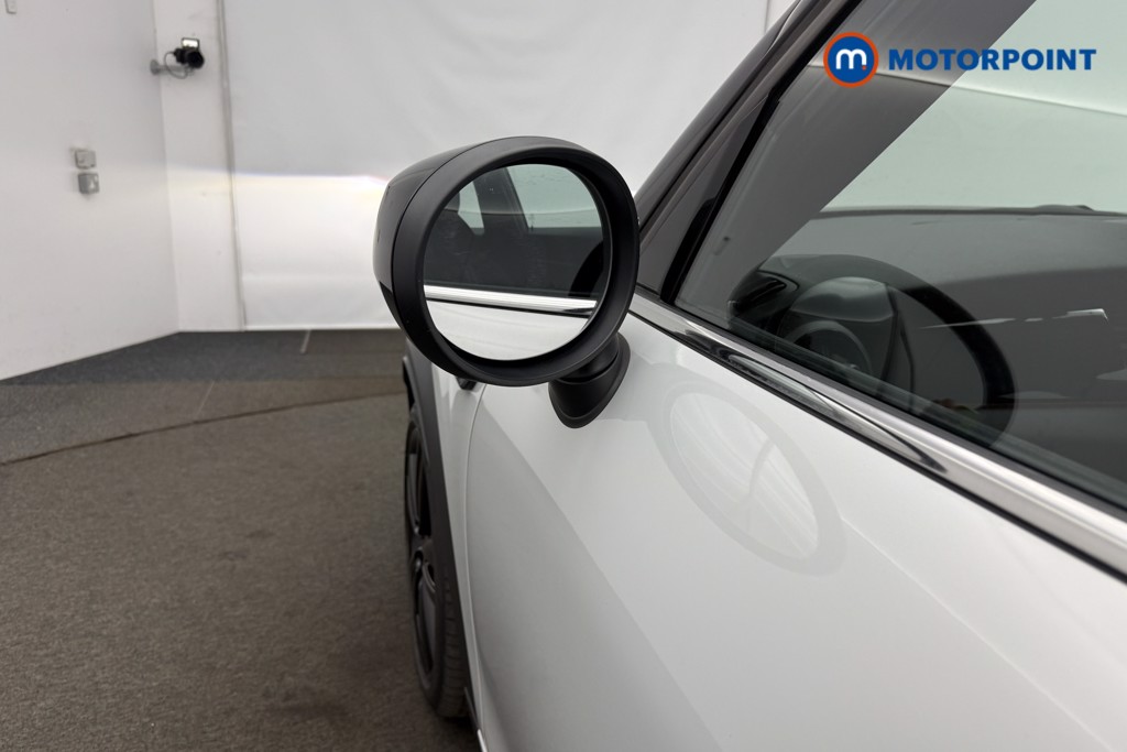 Mini Hatchback Cooper S Sport Manual Petrol Hatchback - Stock Number (1579265) - 27th supplementary image