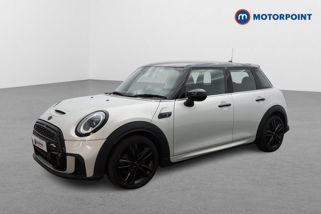 Mini Hatchback Cooper S Sport Manual Petrol Hatchback - Stock Number (1579265) - Passenger side front corner