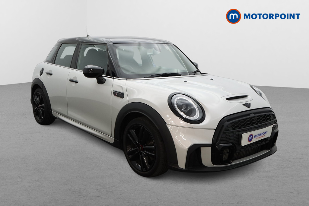 Mini Hatchback Cooper S Sport Manual Petrol Hatchback - Stock Number (1579265) - Drivers side front corner