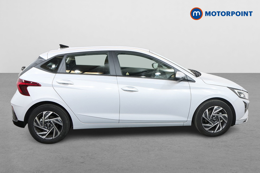 Hyundai I20 Advance Automatic Petrol Hatchback - Stock Number (1579331) - Drivers side