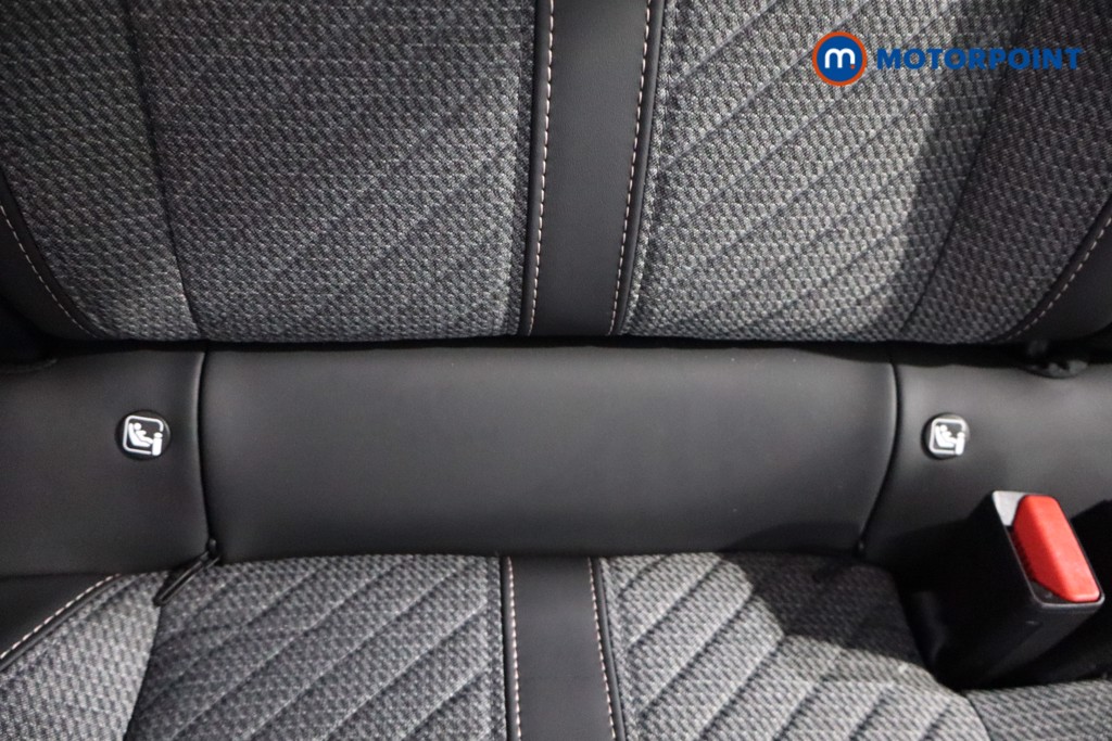 Peugeot 208 Allure Manual Petrol Hatchback - Stock Number (1579366) - 23rd supplementary image