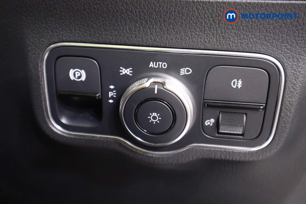 Mercedes-Benz GLA Exclusive Edition Automatic Petrol Plug-In Hybrid SUV - Stock Number (1579540) - 17th supplementary image