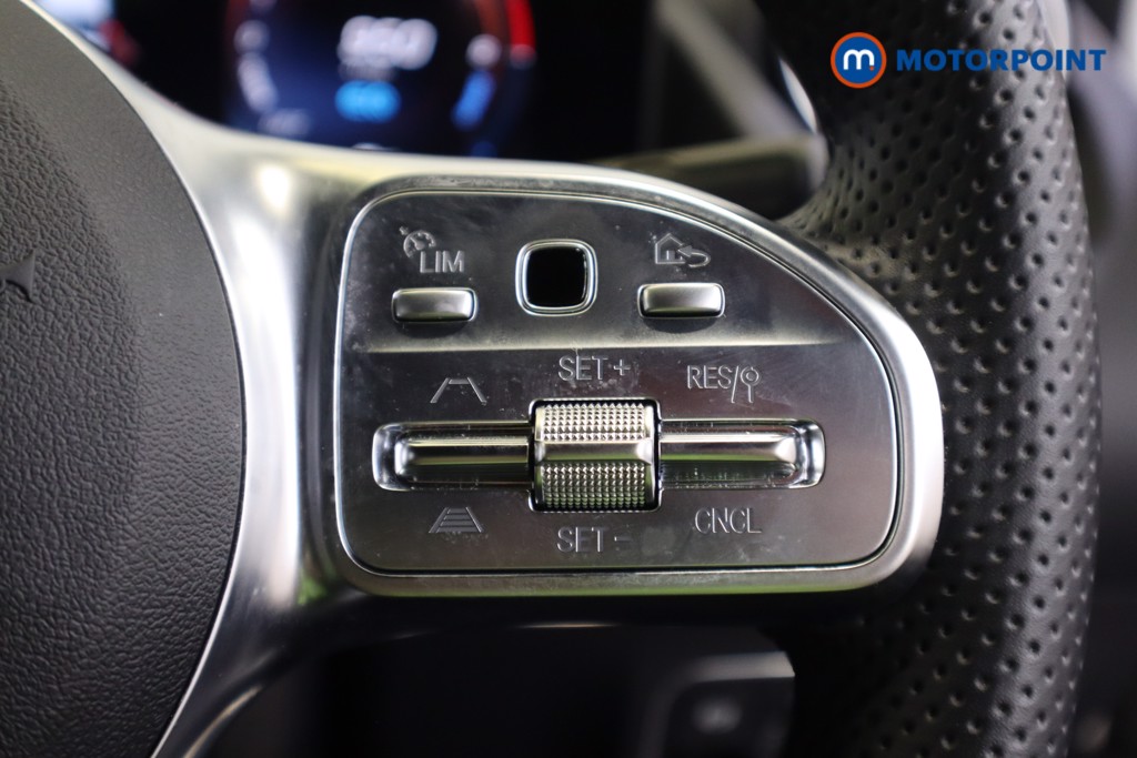 Mercedes-Benz GLA Exclusive Edition Automatic Petrol Plug-In Hybrid SUV - Stock Number (1579540) - 19th supplementary image