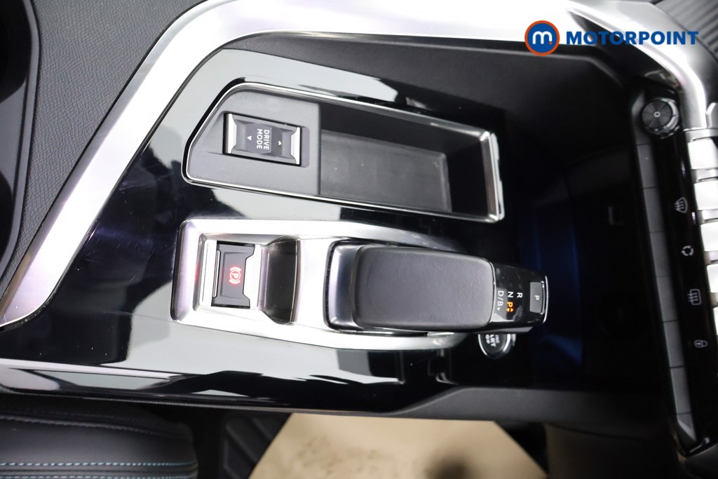 Peugeot 3008 Allure Automatic Petrol Plug-In Hybrid SUV - Stock Number (1532496) - 6th supplementary image