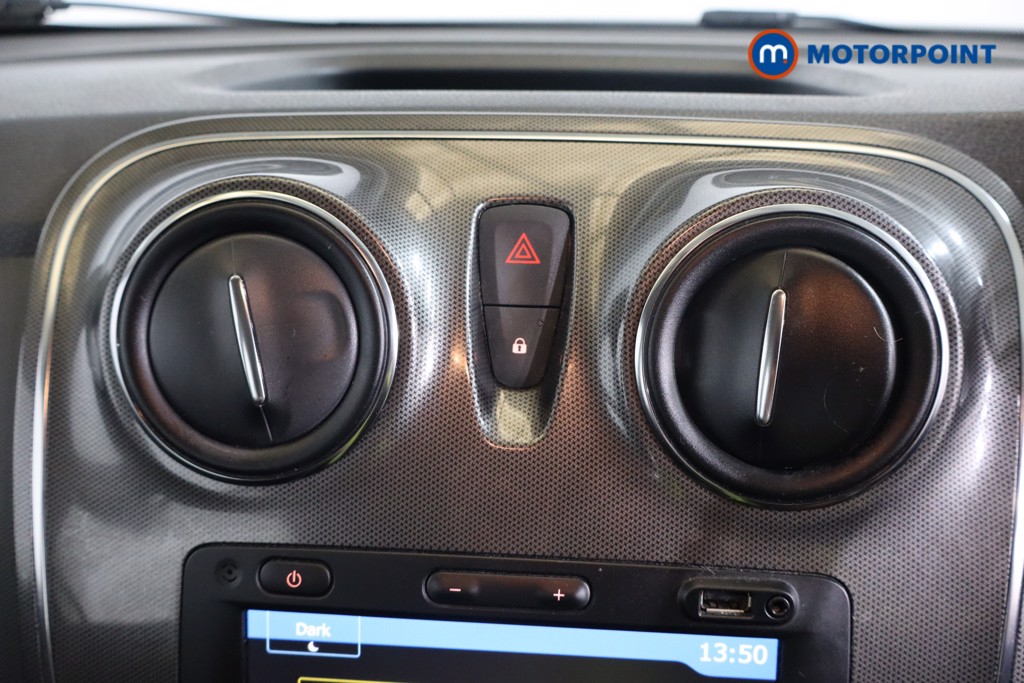 Dacia Sandero Stepway Comfort Manual Petrol Hatchback - Stock Number (1556658) - 4th supplementary image