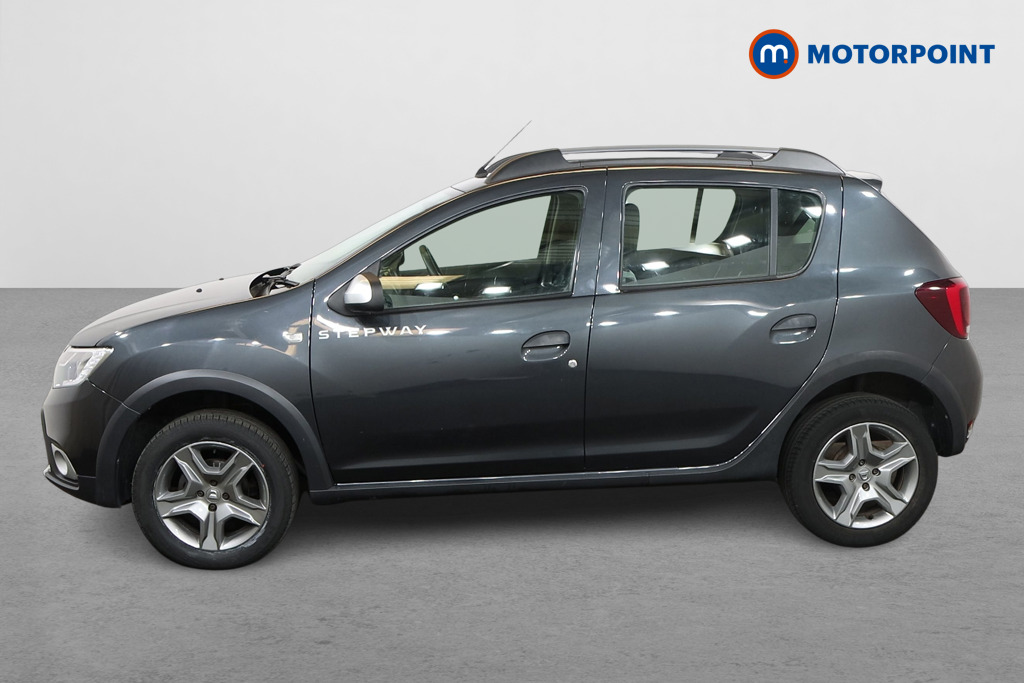 Dacia Sandero Stepway Comfort Manual Petrol Hatchback - Stock Number (1556658) - Passenger side