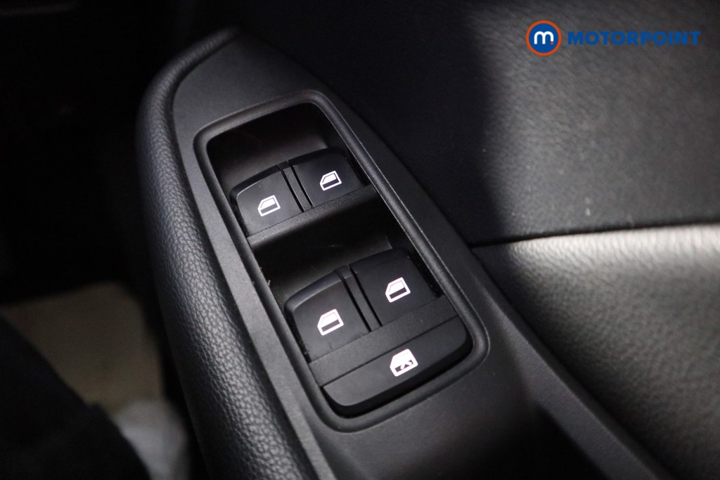 Mg Motor Uk ZS Exclusive Manual Petrol SUV - Stock Number (1557127) - 6th supplementary image