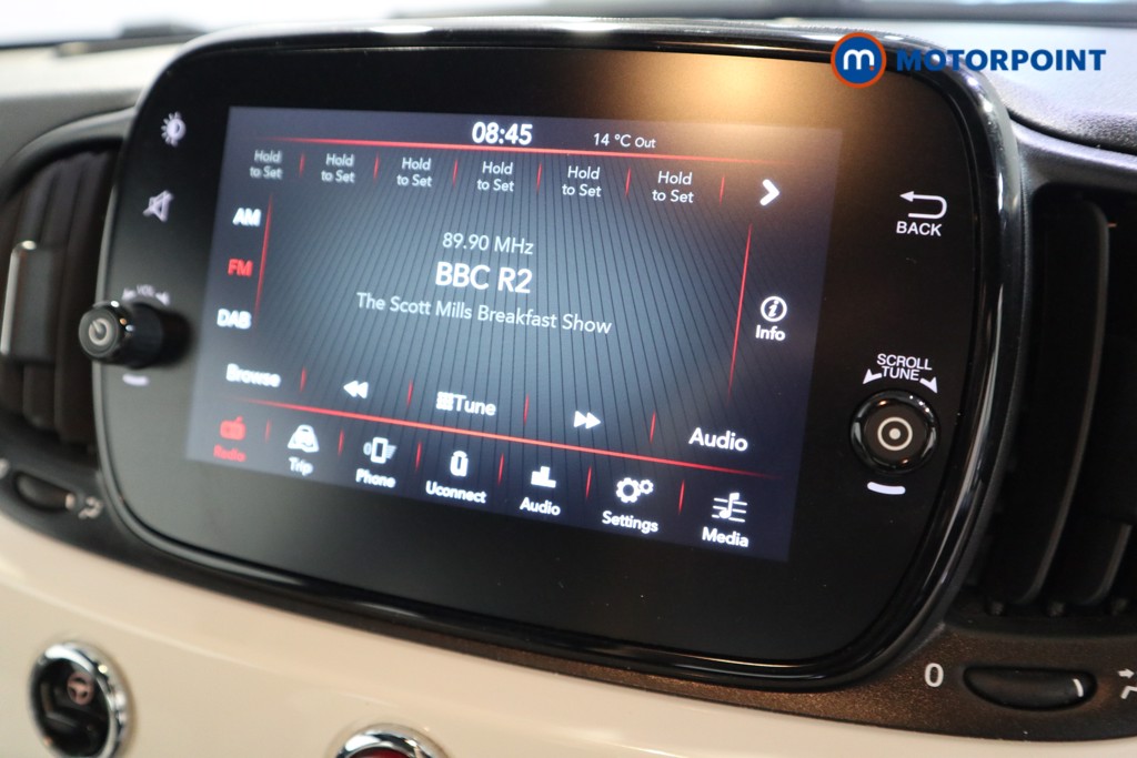 Fiat 500 Dolcevita Manual Petrol-Electric Hybrid Hatchback - Stock Number (1559925) - 6th supplementary image