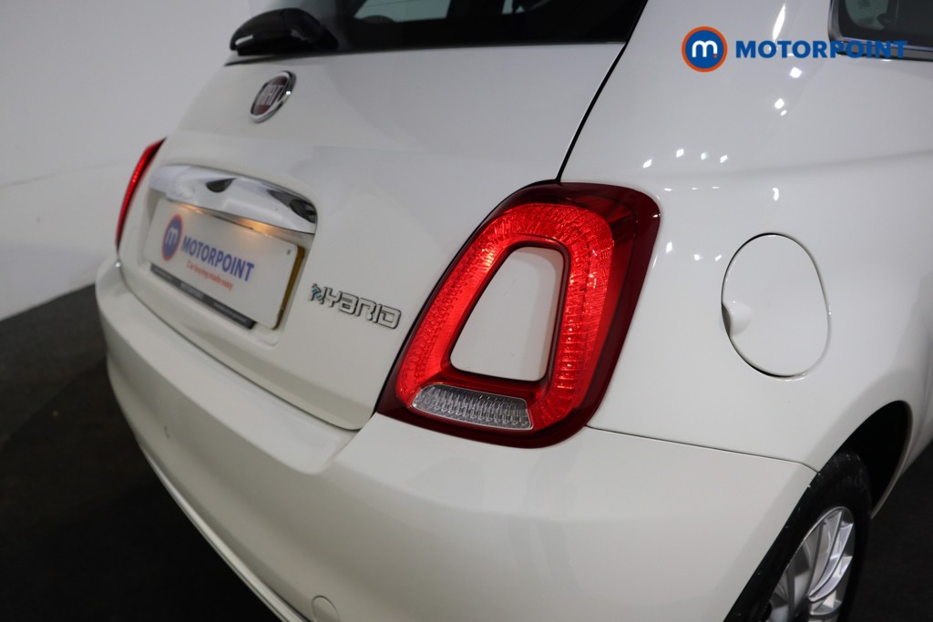 Fiat 500 Dolcevita Manual Petrol-Electric Hybrid Hatchback - Stock Number (1559925) - 18th supplementary image