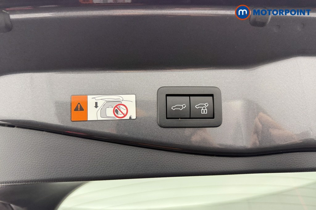 Toyota C-Hr Design Automatic Petrol Plug-In Hybrid SUV - Stock Number (1560446) - 21st supplementary image