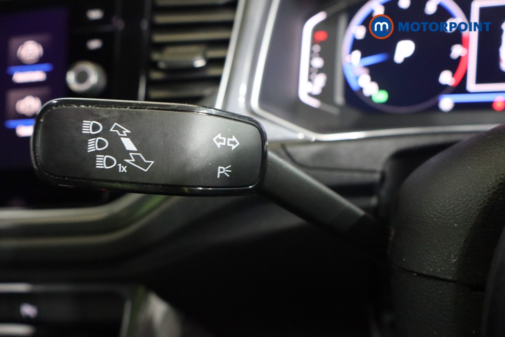 Volkswagen T-Roc R-Line Automatic Petrol SUV - Stock Number (1562112) - 15th supplementary image