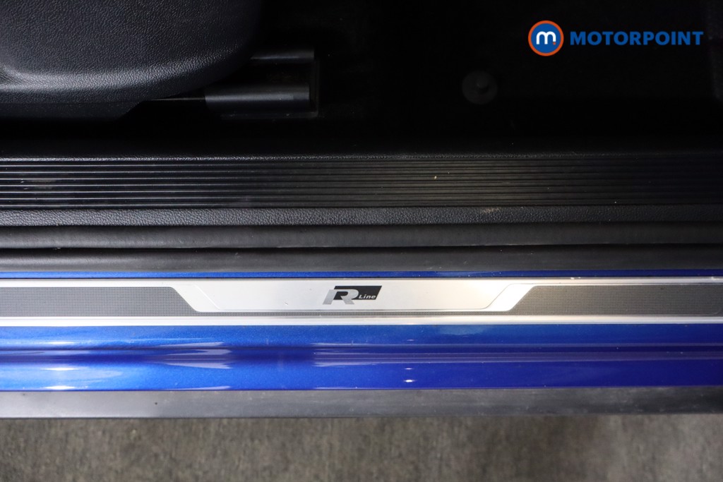 Volkswagen T-Roc R-Line Automatic Petrol SUV - Stock Number (1562112) - 19th supplementary image
