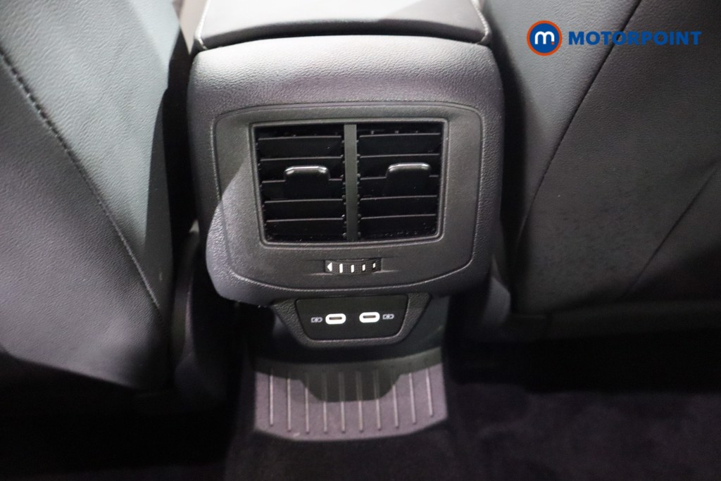 Volkswagen T-Roc R-Line Automatic Petrol SUV - Stock Number (1562112) - 22nd supplementary image