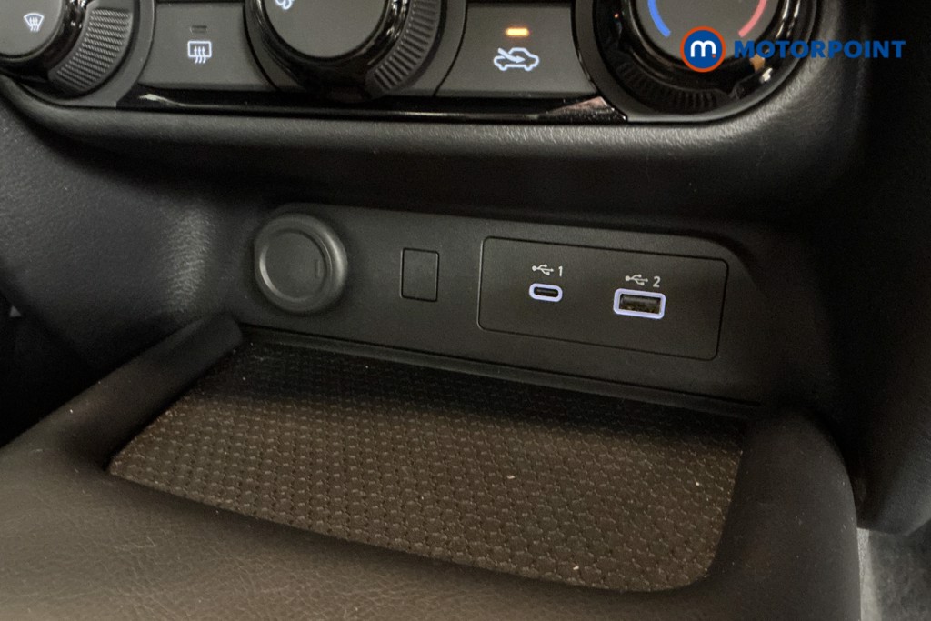 Nissan Juke Acenta Premium Automatic Petrol SUV - Stock Number (1562267) - 15th supplementary image