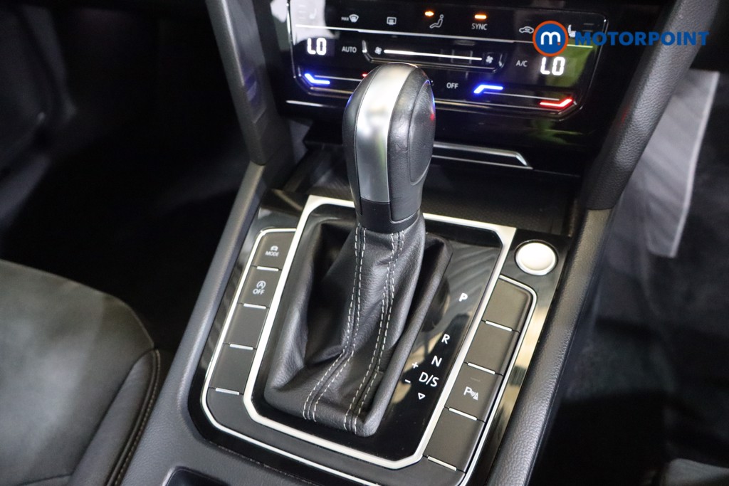 Volkswagen Arteon R-Line Automatic Petrol Estate - Stock Number (1563931) - 12th supplementary image