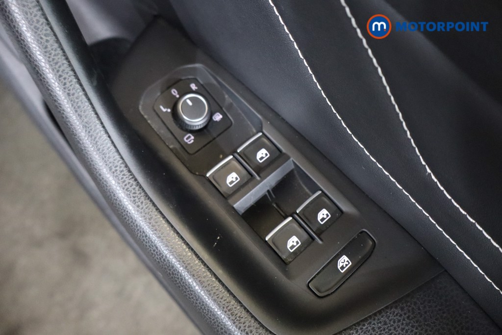 Volkswagen Arteon R-Line Automatic Petrol Estate - Stock Number (1563931) - 18th supplementary image
