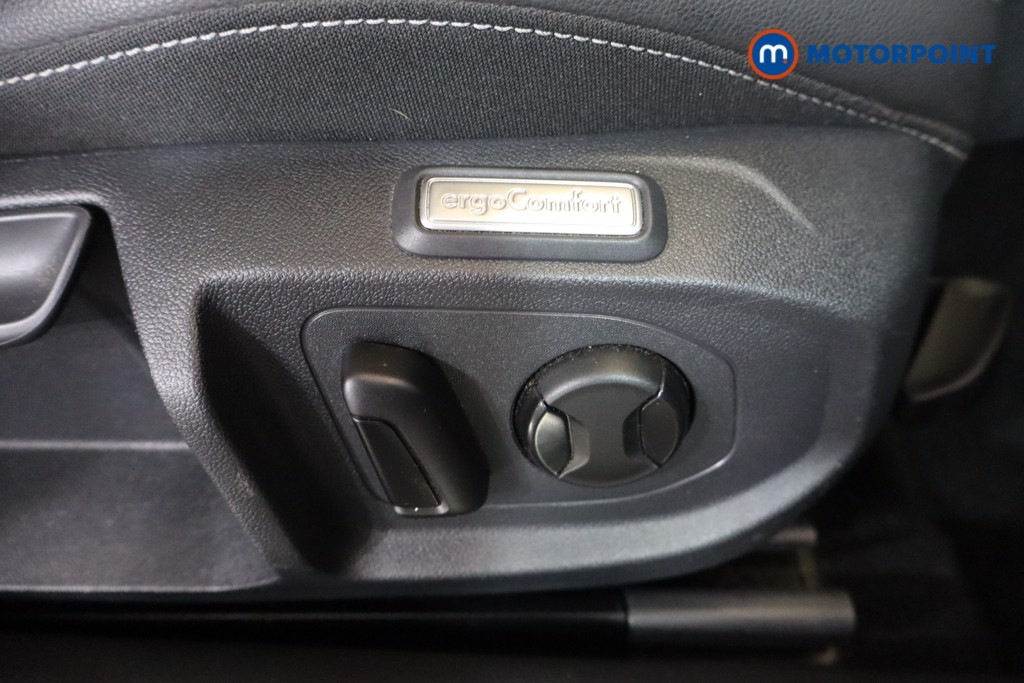 Volkswagen Arteon R-Line Automatic Petrol Estate - Stock Number (1563931) - 19th supplementary image