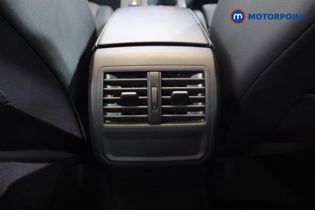 Volkswagen Arteon R-Line Automatic Petrol Estate - Stock Number (1563931) - 22nd supplementary image