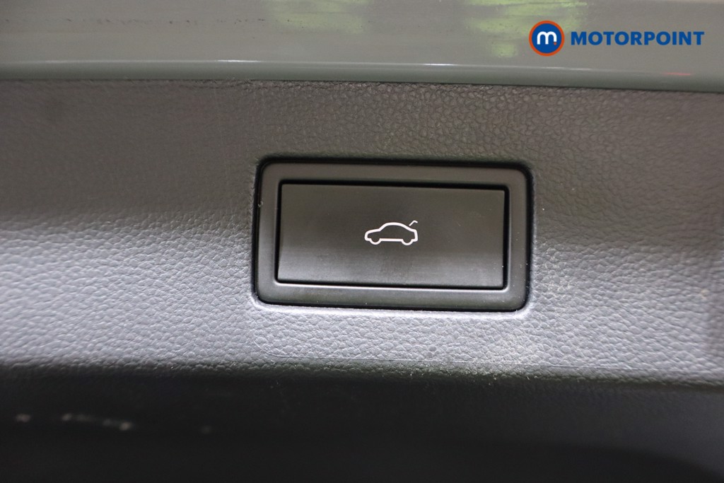 Volkswagen Arteon R-Line Automatic Petrol Estate - Stock Number (1563931) - 26th supplementary image