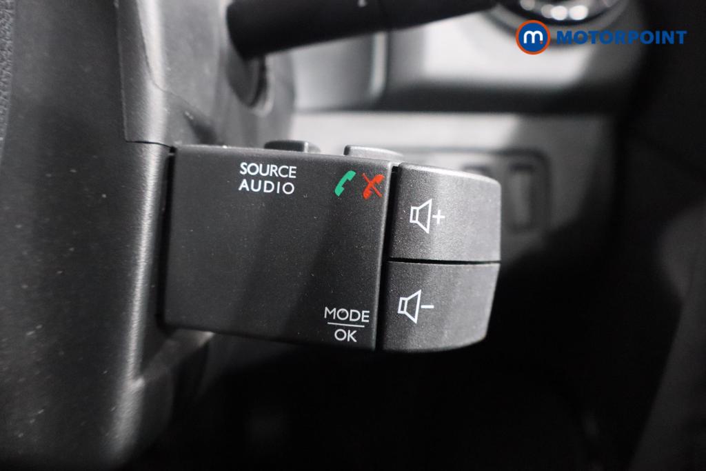Renault Clio Dynamique Nav Manual Petrol Hatchback - Stock Number (1564756) - 10th supplementary image