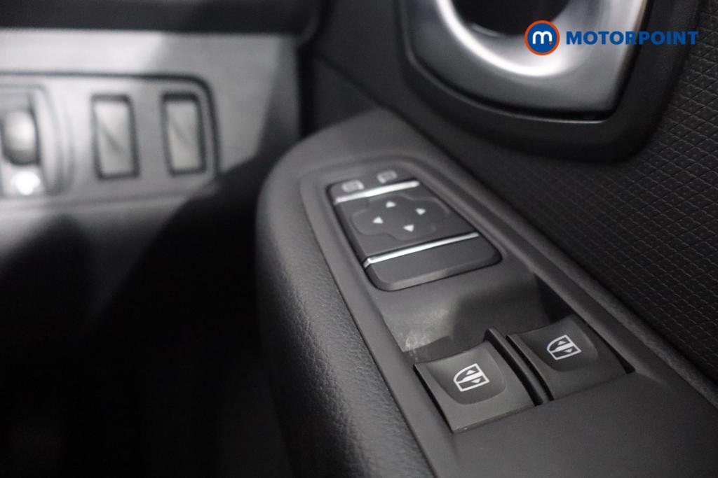 Renault Clio Dynamique Nav Manual Petrol Hatchback - Stock Number (1564756) - 11th supplementary image