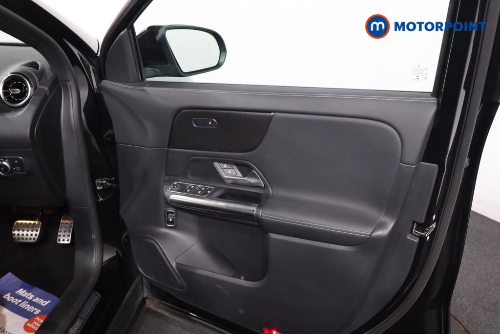 Mercedes-Benz GLA Exclusive Edition Automatic Petrol Plug-In Hybrid SUV - Stock Number (1564765) - 9th supplementary image