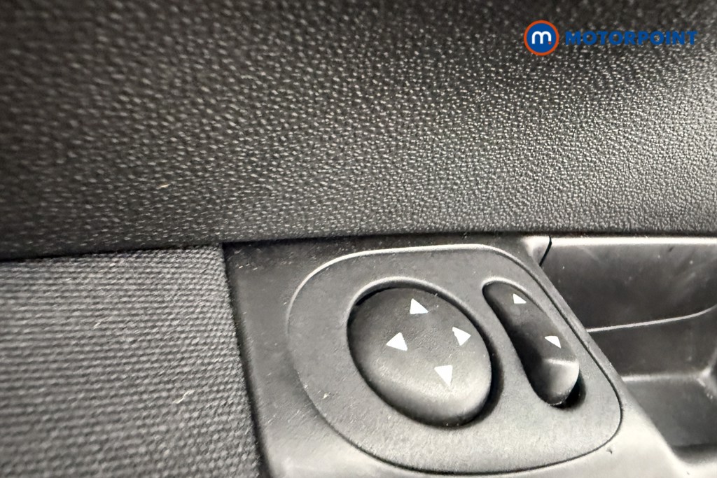 Fiat 500 TOP Manual Petrol-Electric Hybrid Hatchback - Stock Number (1565267) - 15th supplementary image