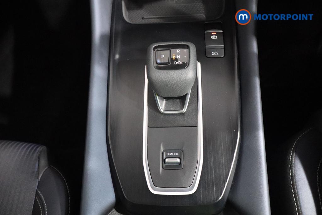 Nissan Qashqai Tekna Automatic Petrol SUV - Stock Number (1565653) - 4th supplementary image