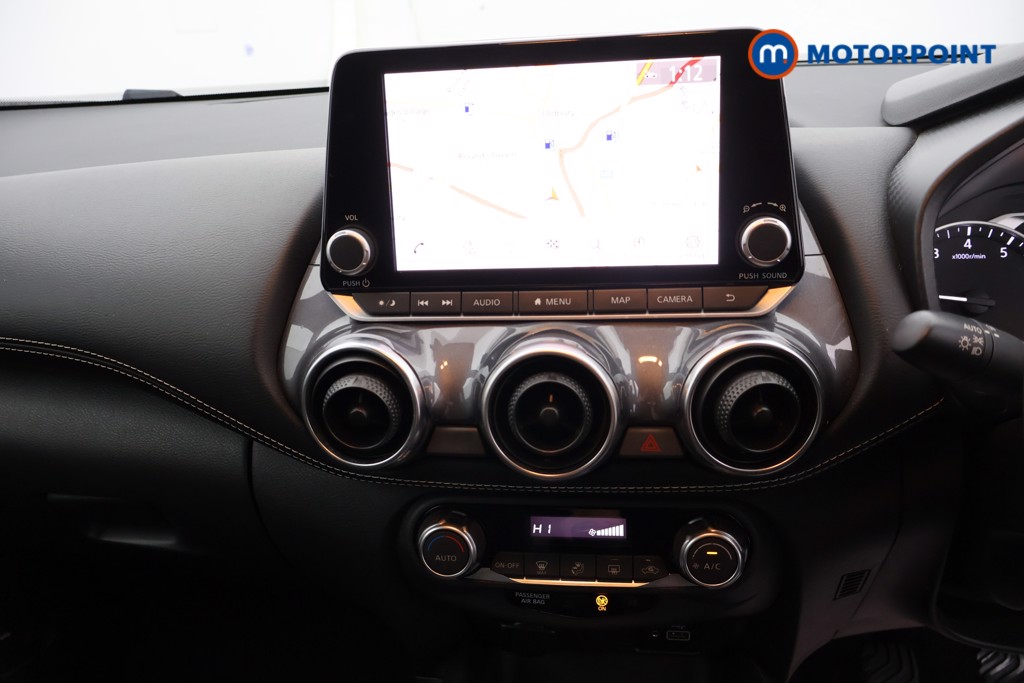 Nissan Juke N-Connecta Manual Petrol SUV - Stock Number (1566133) - 5th supplementary image