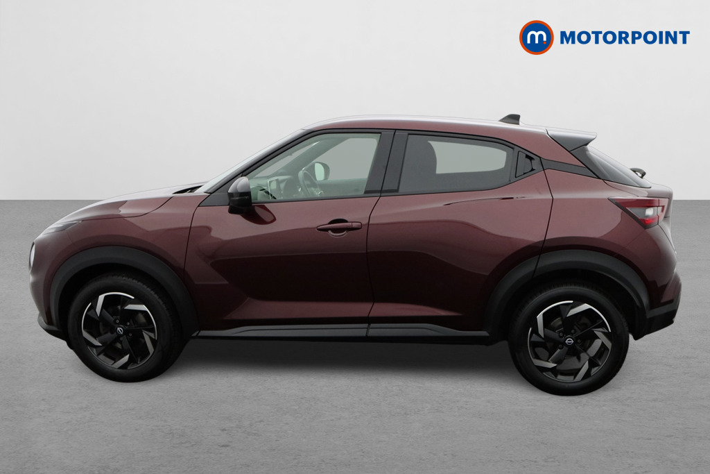 Nissan Juke N-Connecta Manual Petrol SUV - Stock Number (1566133) - Passenger side