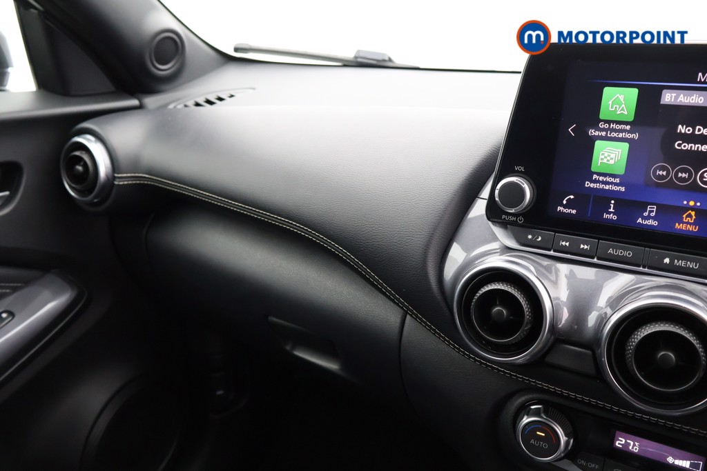 Nissan Juke N-Connecta Manual Petrol SUV - Stock Number (1566138) - 7th supplementary image
