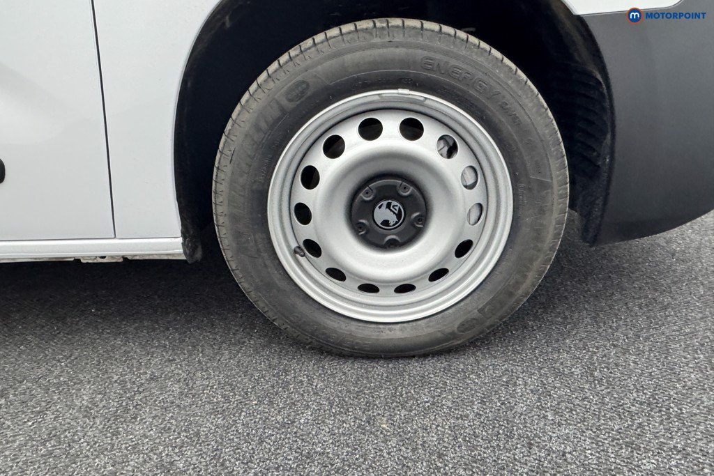 Vauxhall Combo Cargo Prime Manual Diesel Crew Bus - Stock Number (1567023) - 27th supplementary image