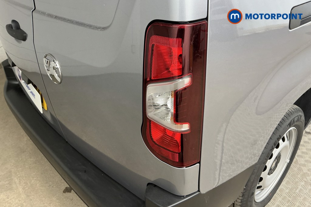 Vauxhall Combo Cargo Prime Manual Diesel Crew Bus - Stock Number (1567131) - 23rd supplementary image