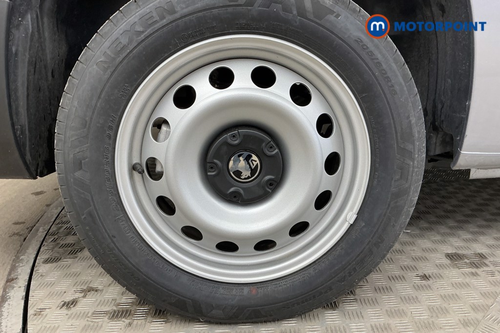 Vauxhall Combo Cargo Prime Manual Diesel Crew Bus - Stock Number (1567131) - 26th supplementary image