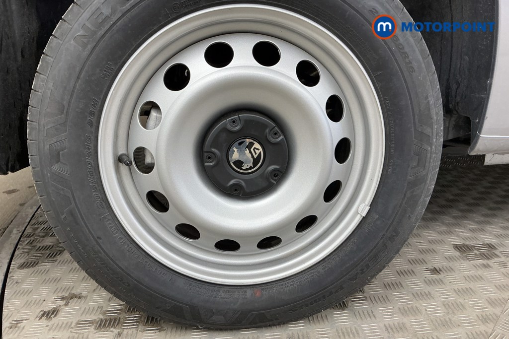 Vauxhall Combo Cargo Prime Manual Diesel Crew Bus - Stock Number (1567131) - 29th supplementary image
