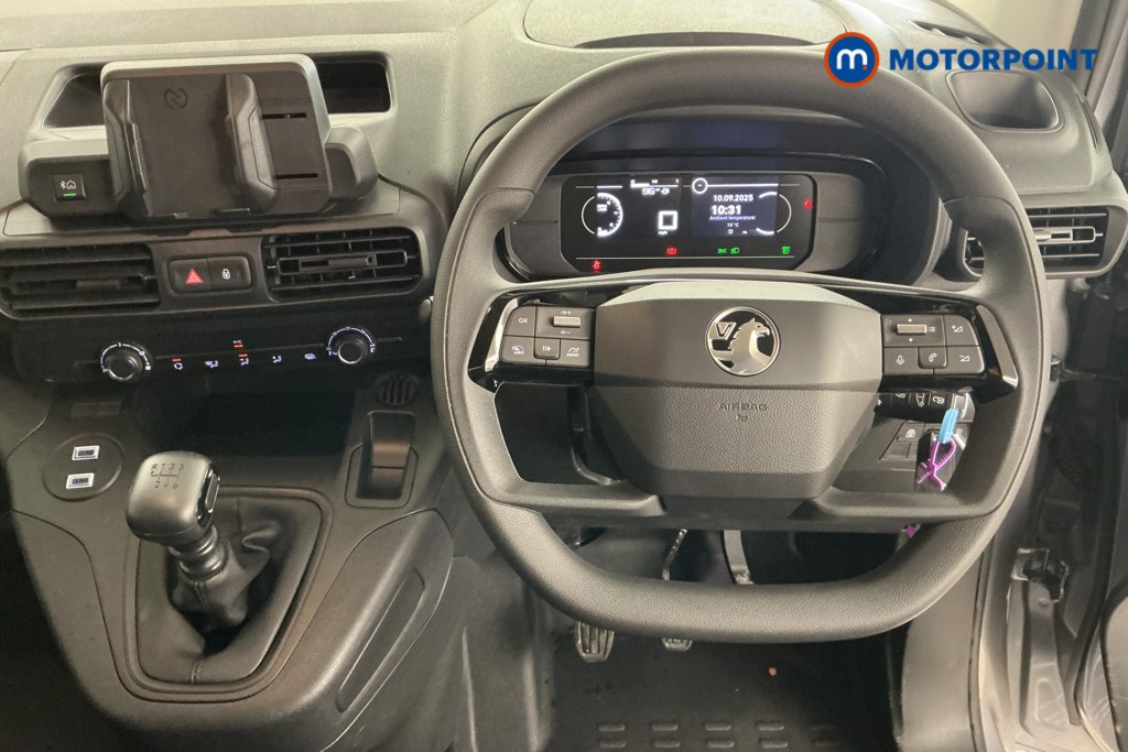 Vauxhall Combo Cargo Prime Manual Diesel Crew Bus - Stock Number (1567131) - 1st supplementary image