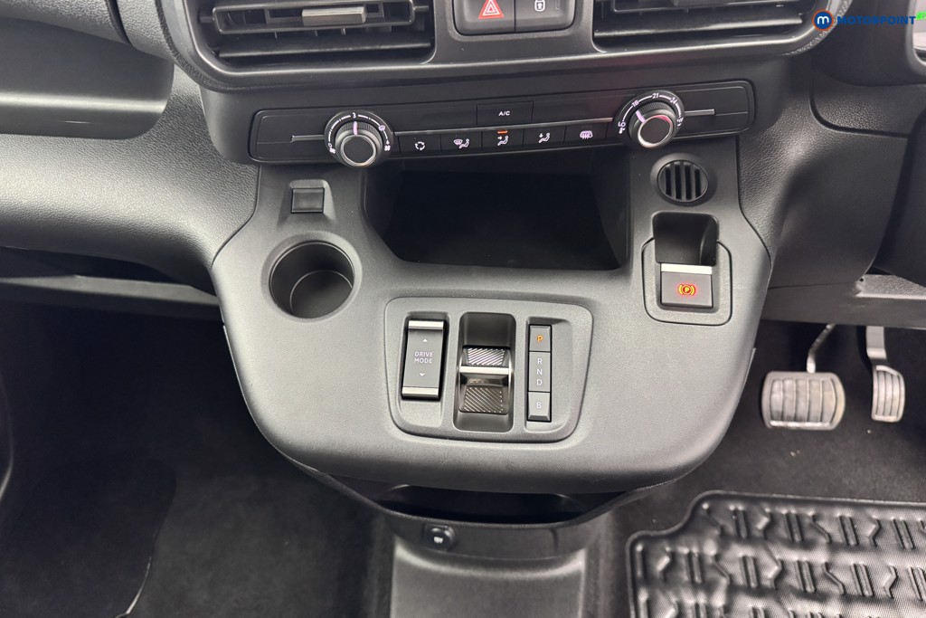 Vauxhall Combo Cargo Prime Automatic Electric Panel Van - Stock Number (1567154) - 5th supplementary image