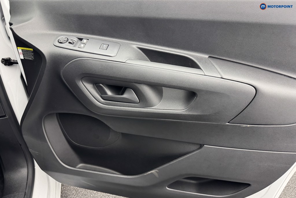 Vauxhall Combo Cargo Prime Automatic Electric Panel Van - Stock Number (1567154) - 14th supplementary image