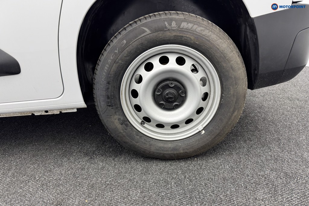 Vauxhall Combo Cargo Prime Automatic Electric Panel Van - Stock Number (1567154) - 24th supplementary image