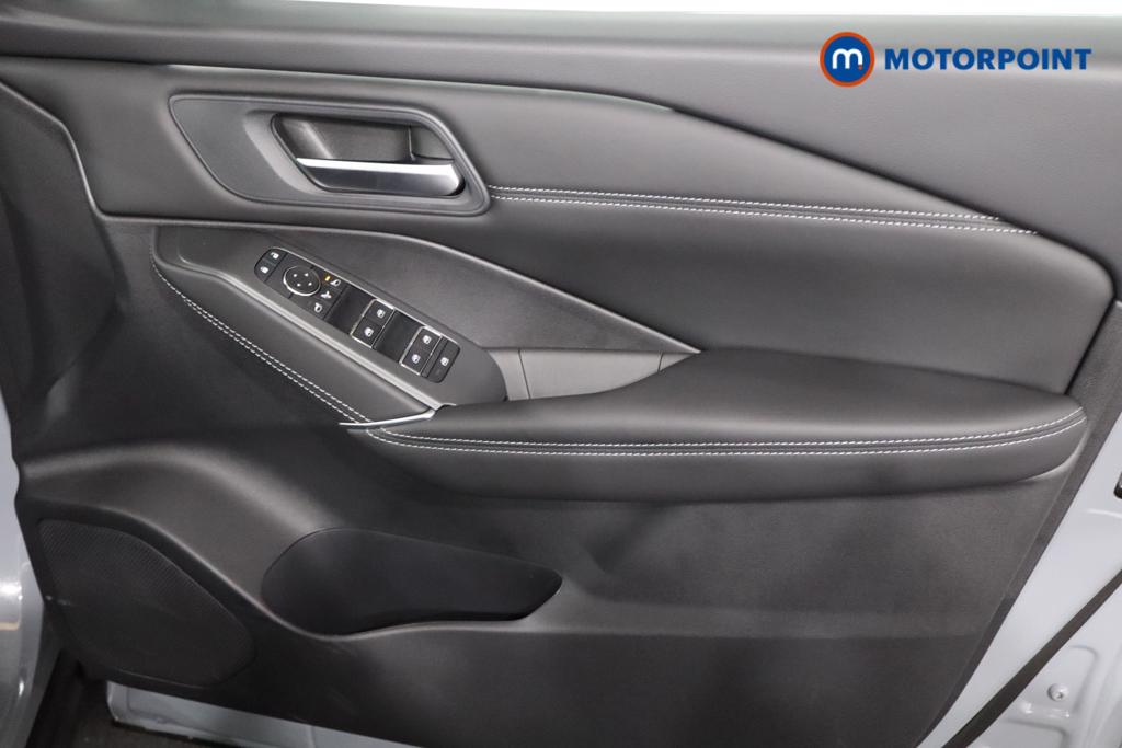 Nissan Qashqai N-Connecta Automatic Petrol SUV - Stock Number (1569875) - 10th supplementary image