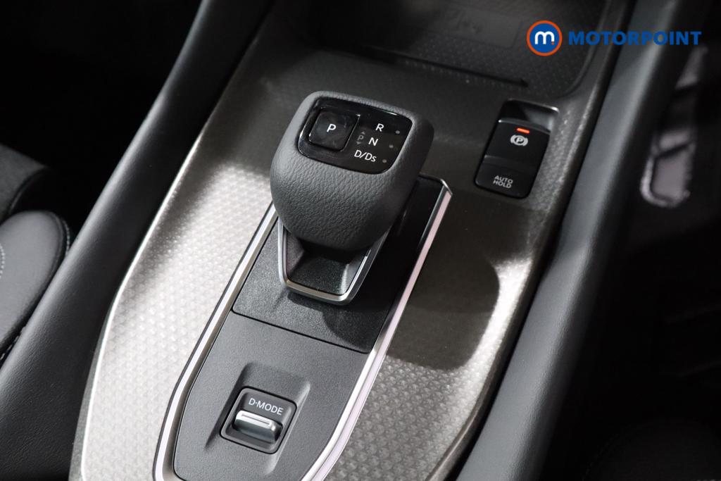 Nissan Qashqai N-Connecta Automatic Petrol SUV - Stock Number (1569875) - 13th supplementary image