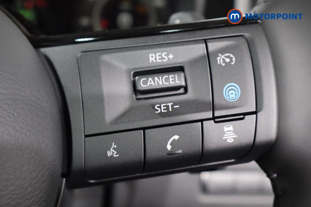 Nissan Qashqai N-Connecta Automatic Petrol SUV - Stock Number (1569875) - 17th supplementary image