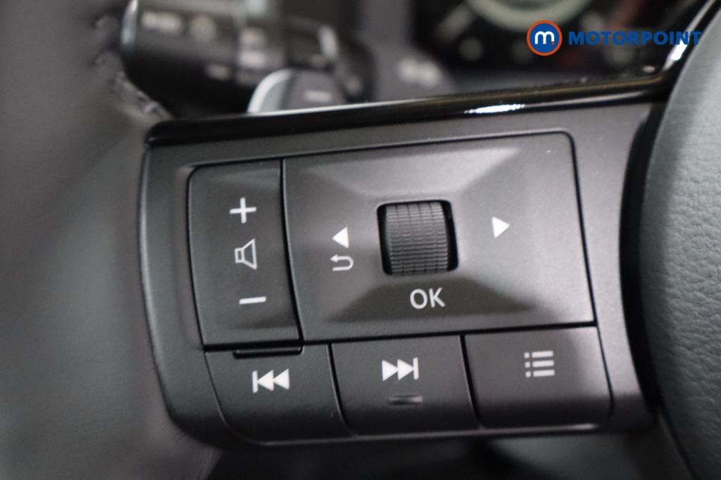 Nissan Qashqai N-Connecta Automatic Petrol SUV - Stock Number (1569875) - 18th supplementary image